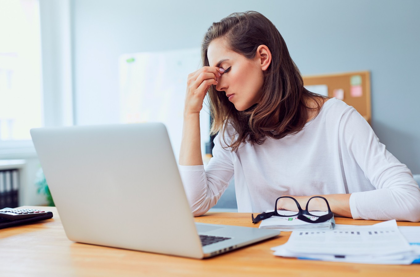 Kursi kerja yang ergonomis